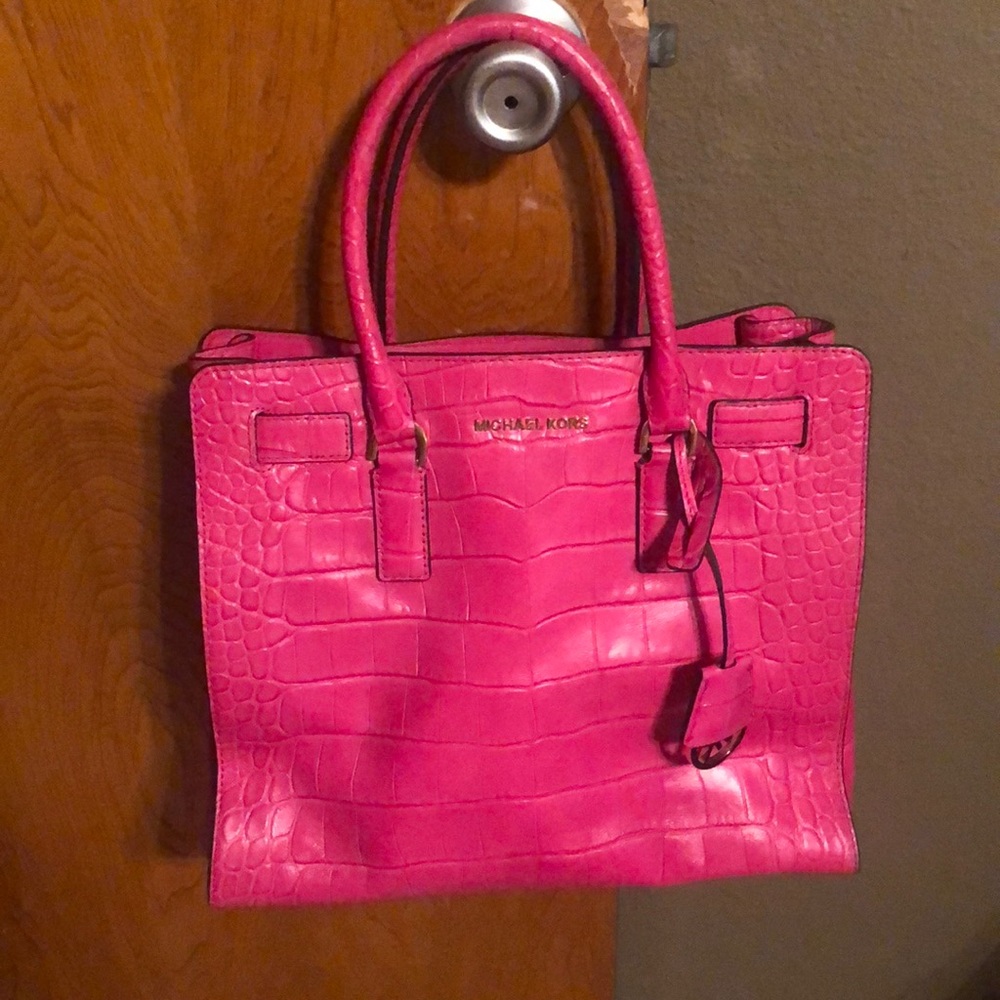 Micheal Kors Hot Pink Purse